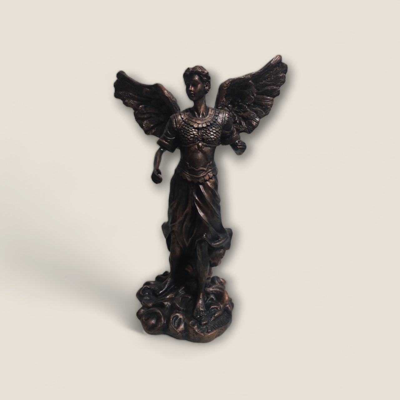 Figura del Arcángel Zadquiel